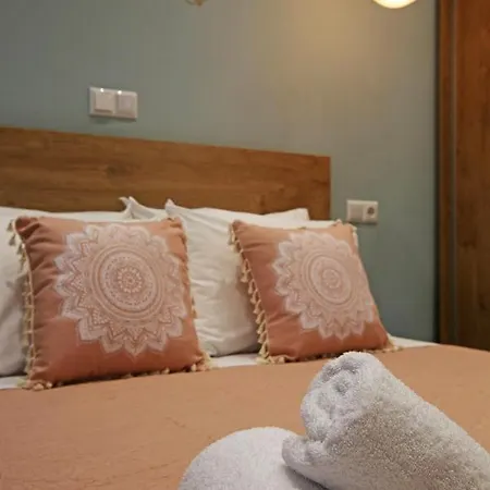 Under The Aqueduct Boutique House Kavala