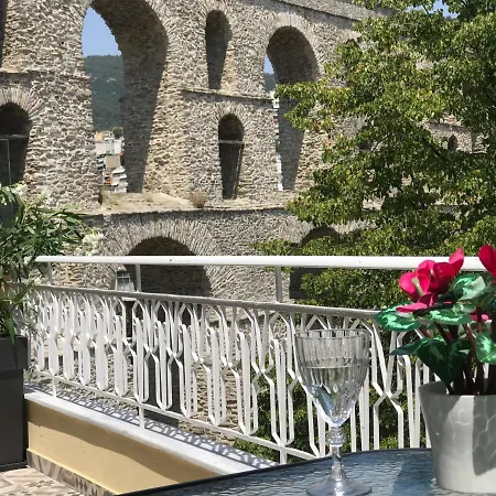 公寓 Under The Aqueduct Boutique House