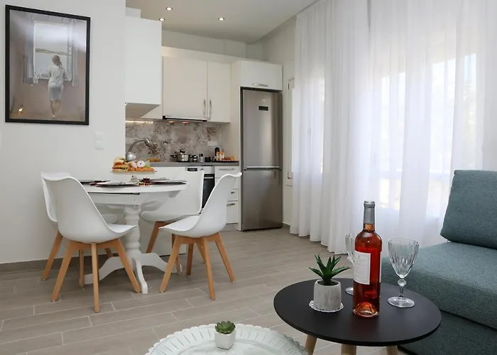 Under The Aqueduct Boutique House
