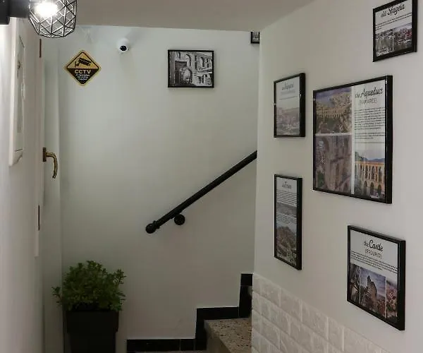 Under The Aqueduct Boutique House *