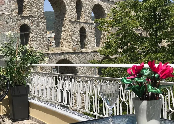 Apartament Under The Aqueduct Boutique House