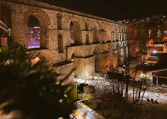 Under The Aqueduct Boutique House Apartament Kawala